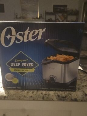 Oster Stainless Steel & Black Compact Deep Fryer